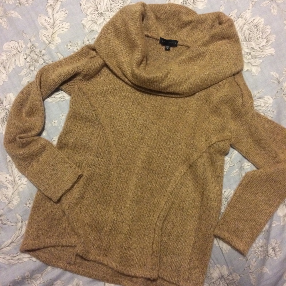 ⭐️3 for $20 SALE⭐️Sanctuary Cowl Neck Sweater